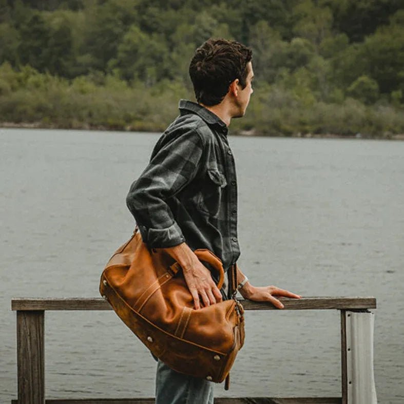 The Dagny Weekender | Large Leather Duffle Bag - Curious Cart