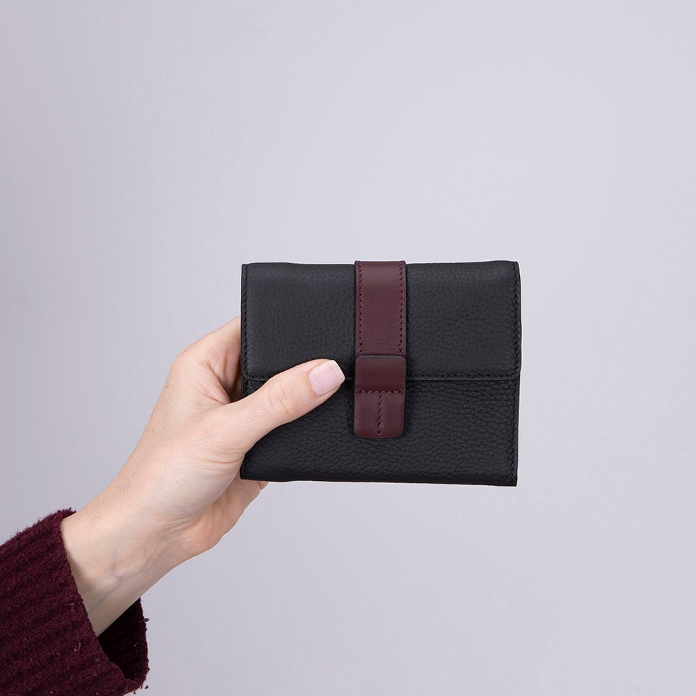 Camden Women’s Leather Wallet | Compact Genuine Leather - Curious Cart
