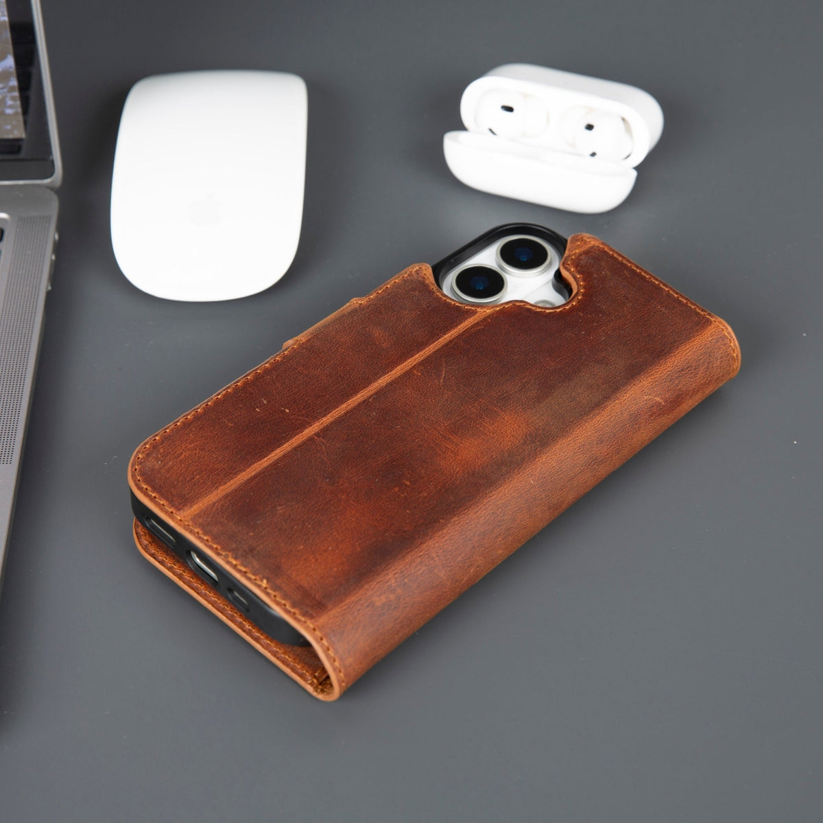 Casper iPhone 17 Leather Wallet Case – MagSafe Compatible - Curious Cart
