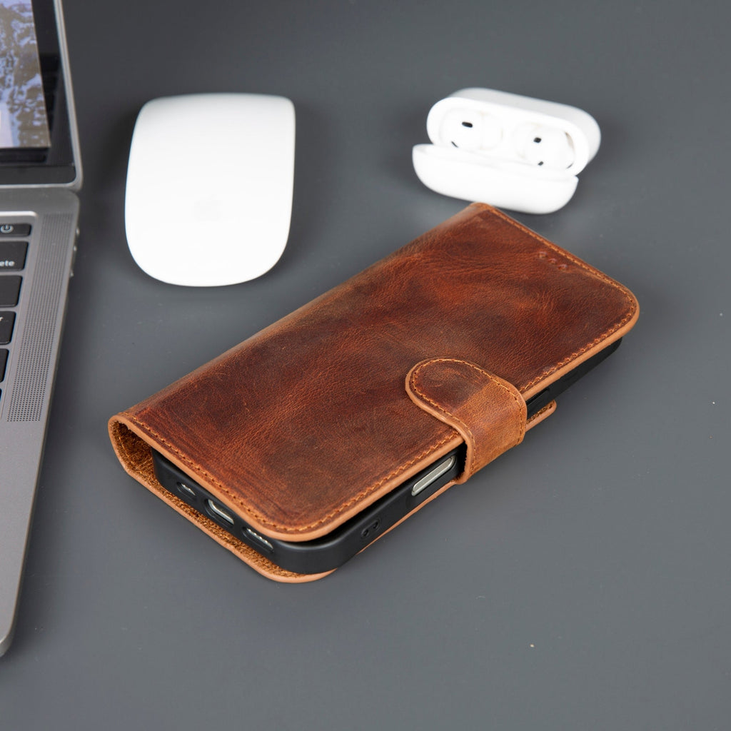 Casper iPhone 17 Leather Wallet Case – MagSafe Compatible - Curious Cart