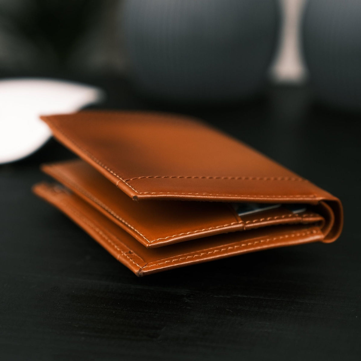 Glendo Apple AirTag Slot Leather Wallet, Handcrafted, Unisex - Curious Cart