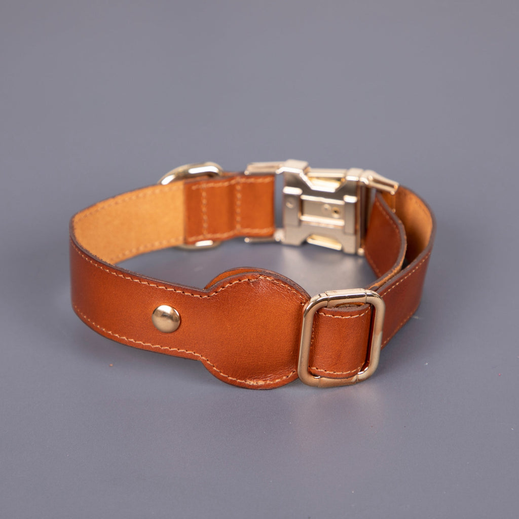 Charlotte Handcrafted Calfskin Leather Dog Collar - Compatible with AirTag - Curious Cart