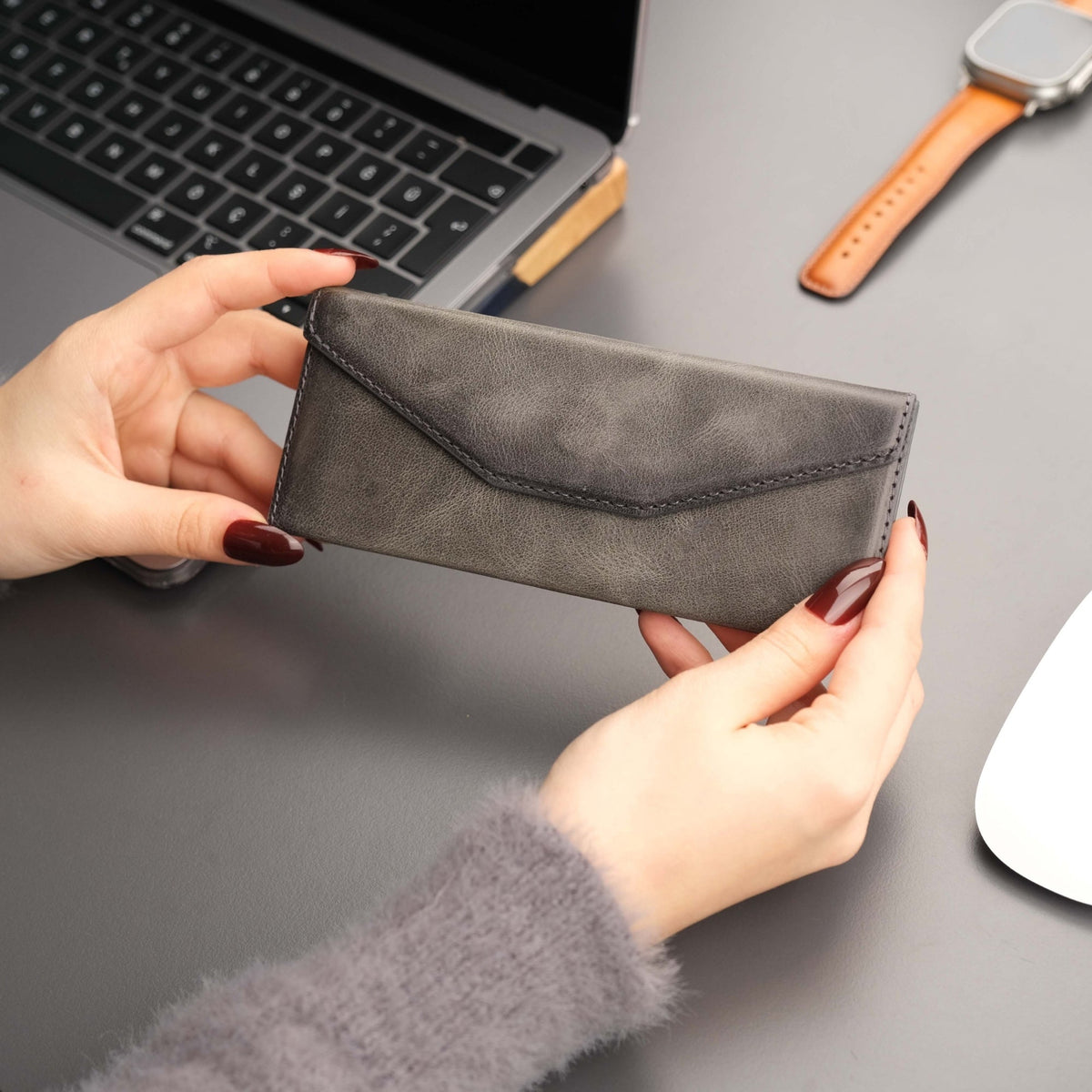 Triangle Leather Glasses Case – Vintage Eyewear Holder - Curious Cart